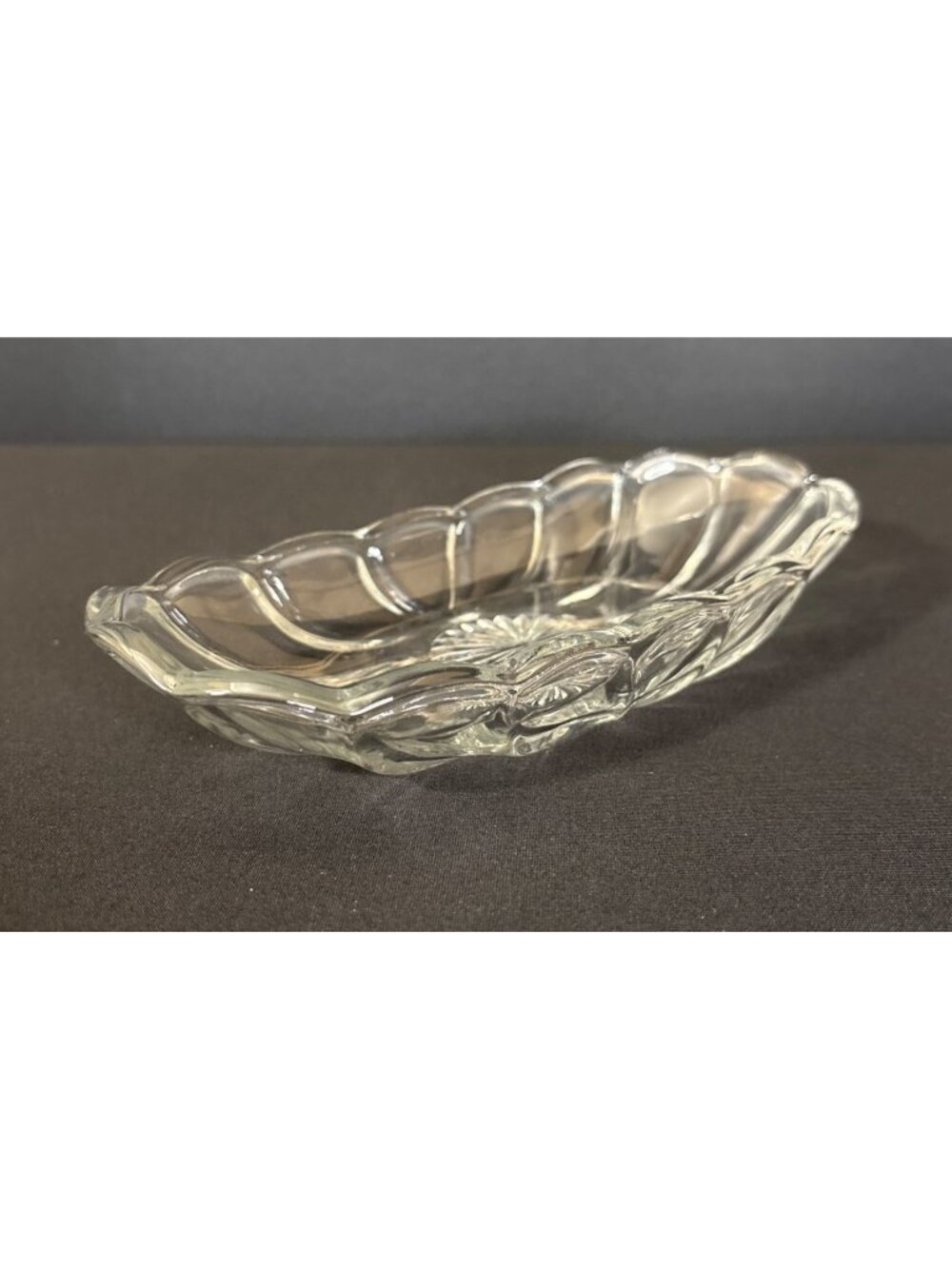 Anchor Hocking Vintage Butter Dish Banana Split Hot Dog Candy Boat Relish Dish - Picture 8 of 11